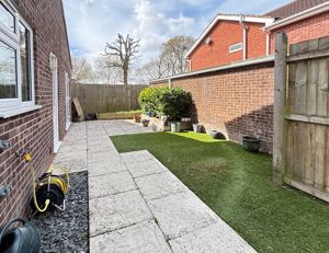 Photo 13- click for photo gallery